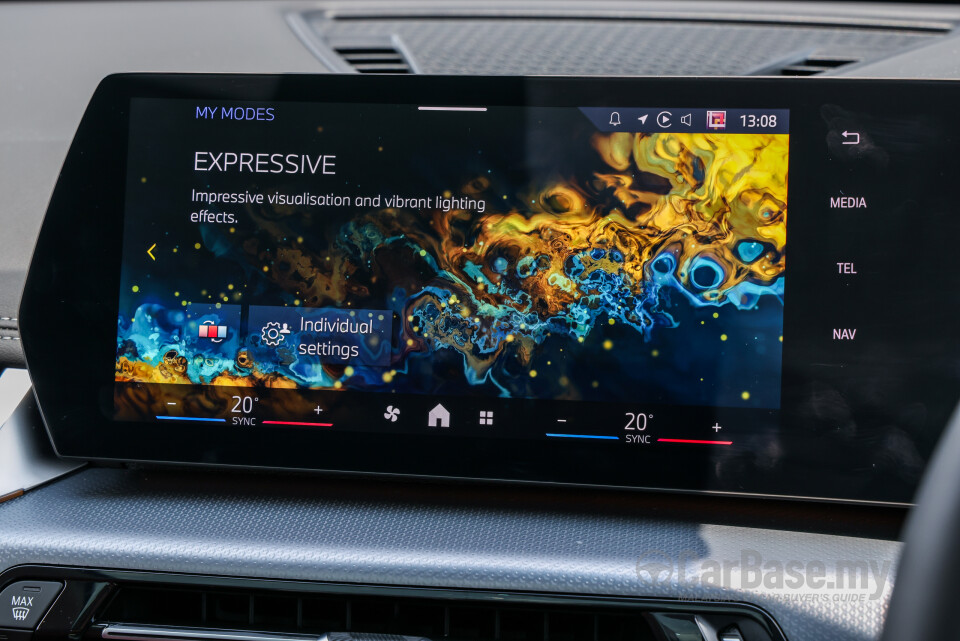 BMW iX1 L U12 (2026) Interior