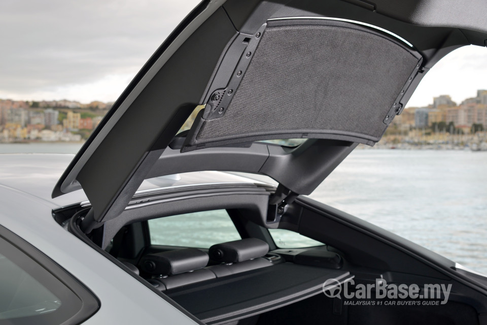 BMW 3 Series GT F34 (2013) Interior