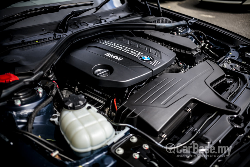 BMW 3 Series GT F34 (2013) Interior