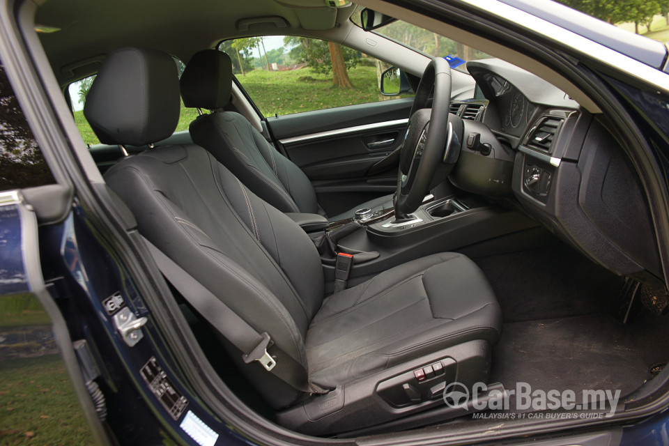 BMW 3 Series GT F34 (2013) Interior