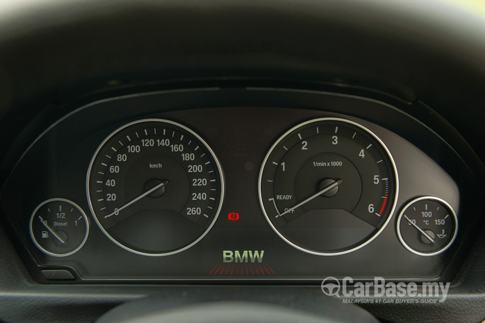 BMW 3 Series GT F34 (2013) Interior