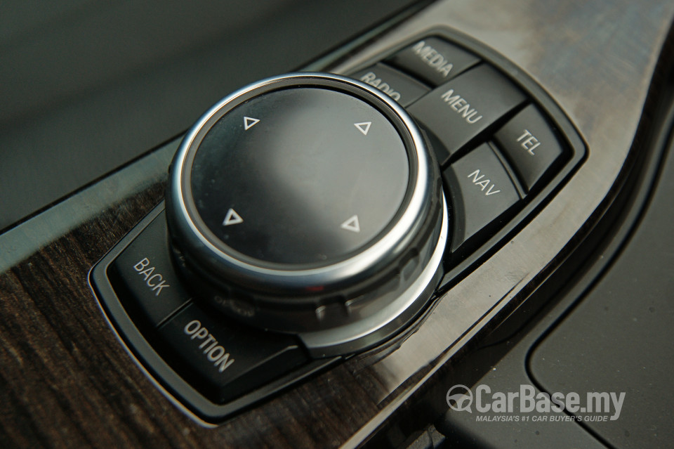 BMW 3 Series GT F34 (2013) Interior