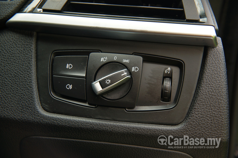 BMW 3 Series GT F34 (2013) Interior