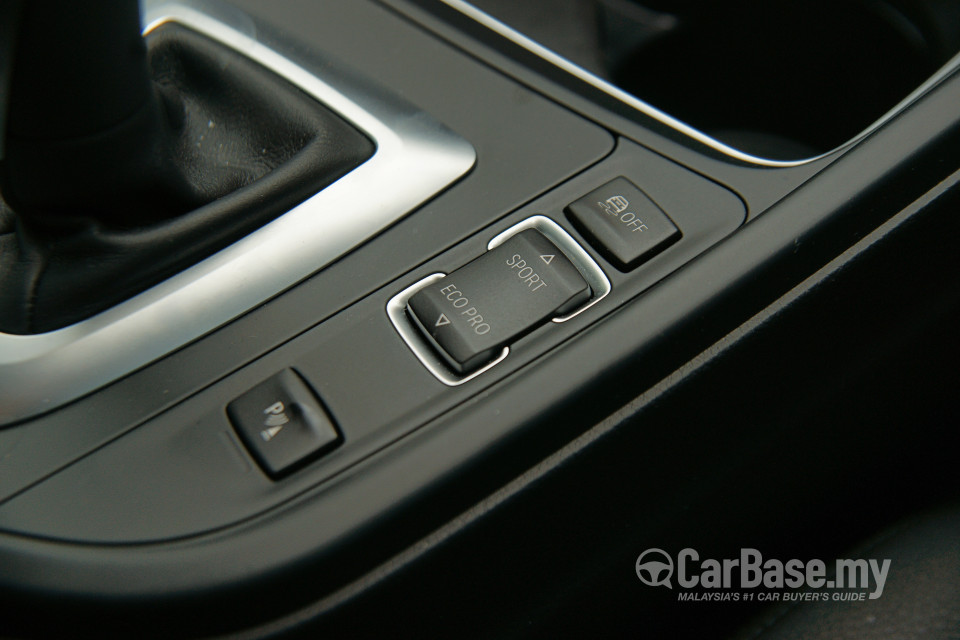 BMW 3 Series GT F34 (2013) Interior