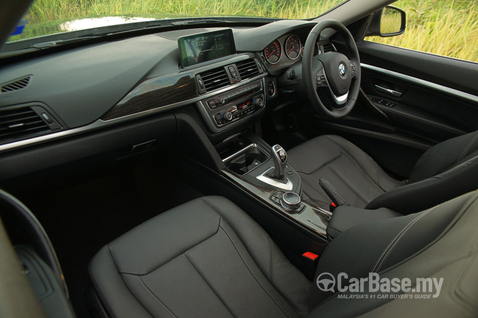 BMW 3 Series GT F34 (2013) Interior