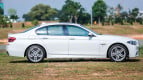 BMW 5 Series Exterior photo