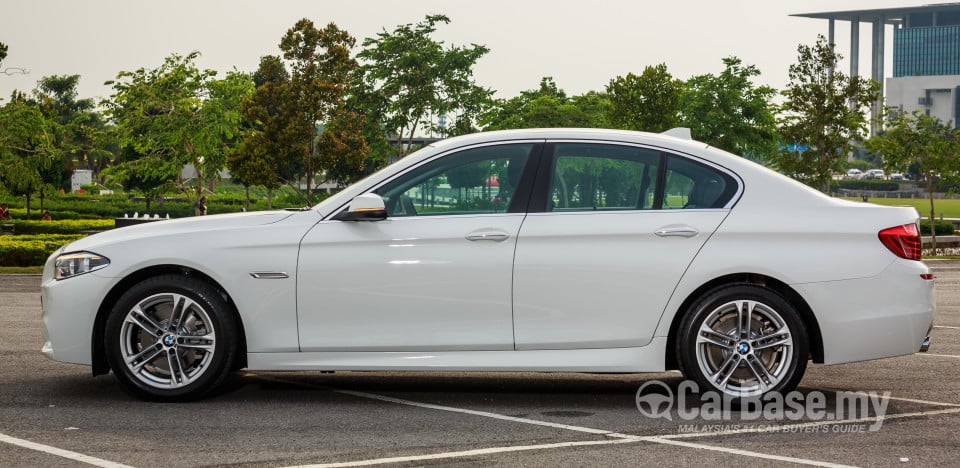 BMW 5 Series F10 LCI (2013) Exterior