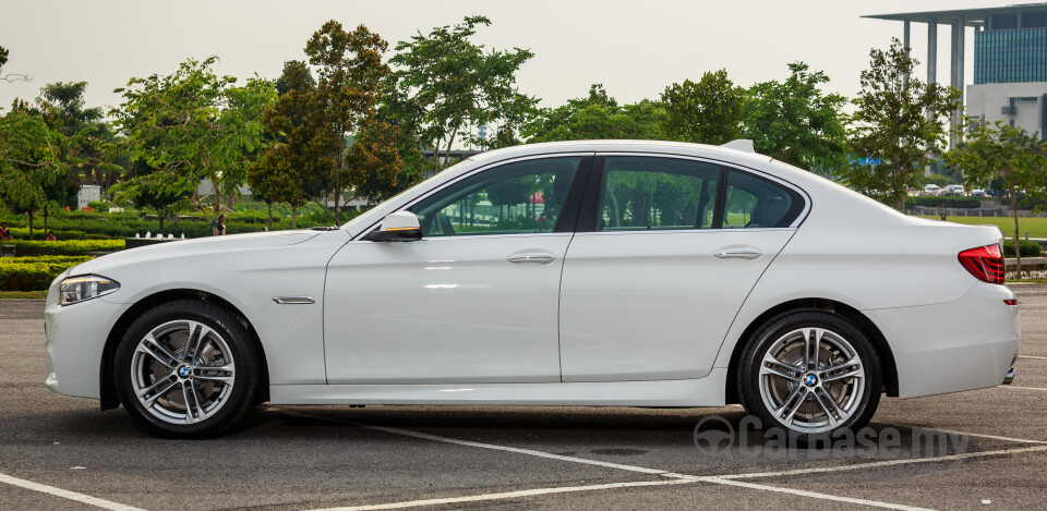 Chevrolet Cruze J300 (2012) Exterior