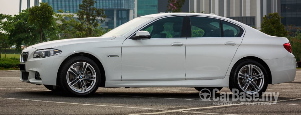BMW 5 Series F10 LCI (2013) Exterior
