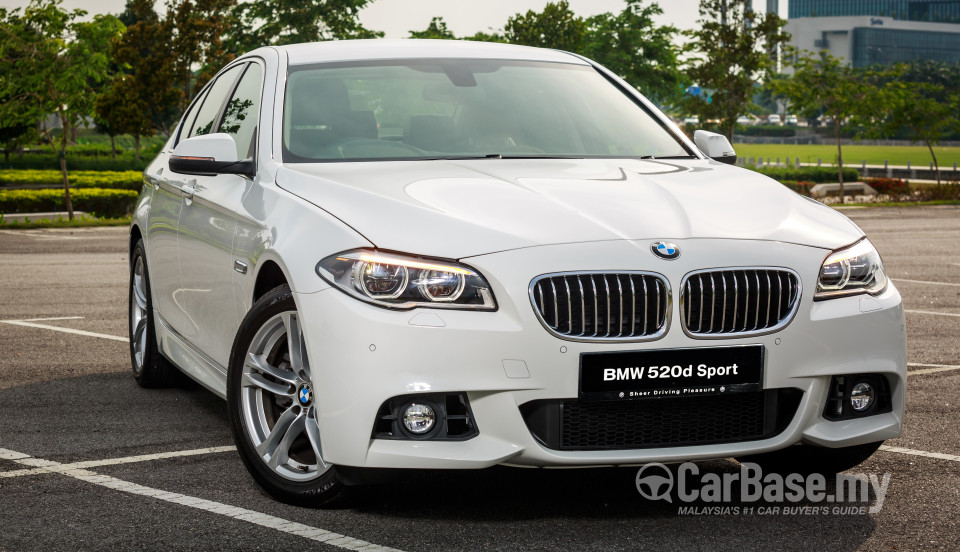 BMW 5 Series F10 LCI (2013) Exterior