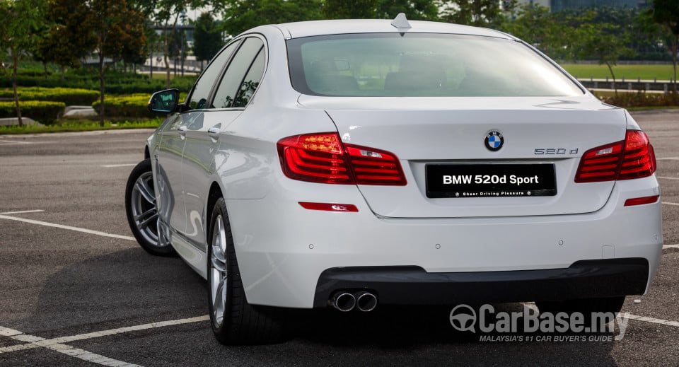 BMW 5 Series F10 LCI (2013) Exterior