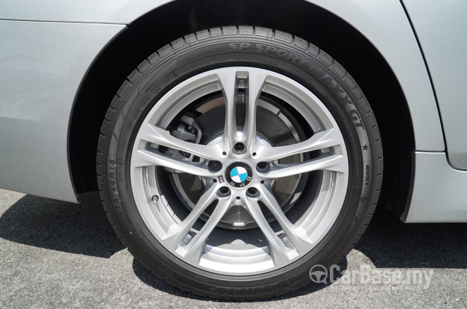 BMW 5 Series F10 LCI (2013) Exterior