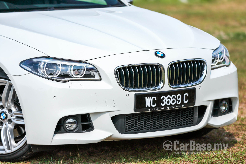 BMW 5 Series F10 LCI (2013) Exterior