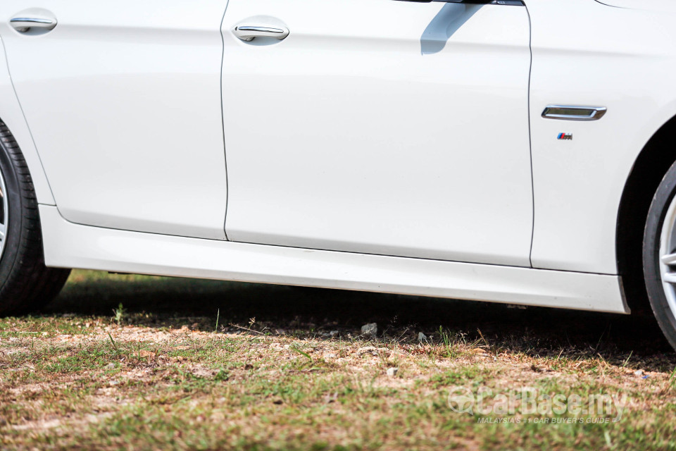 BMW 5 Series F10 LCI (2013) Exterior
