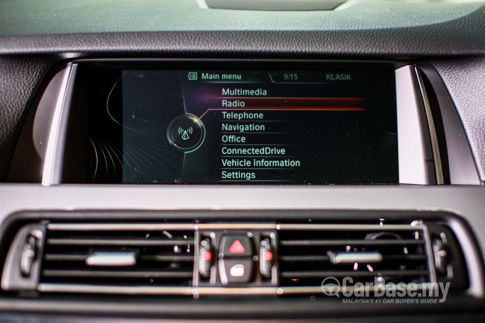 BMW 5 Series F10 LCI (2013) Interior