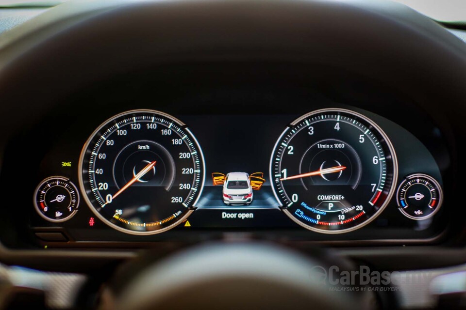 Mercedes-Benz SLC R172 Facelift (2016) Interior