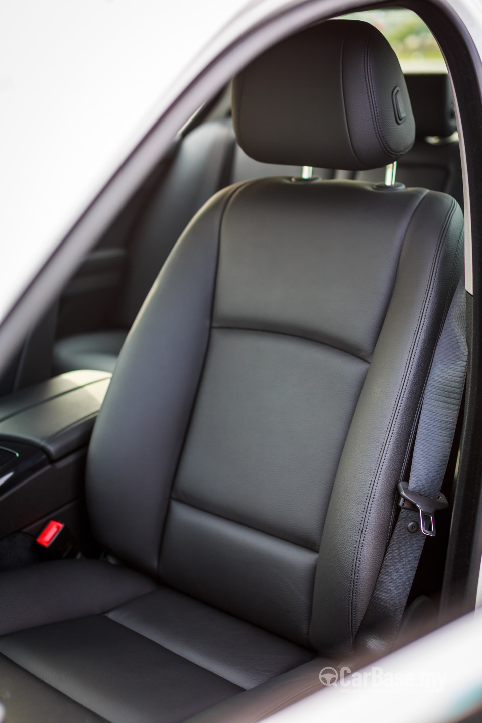 BMW 5 Series F10 LCI (2013) Interior