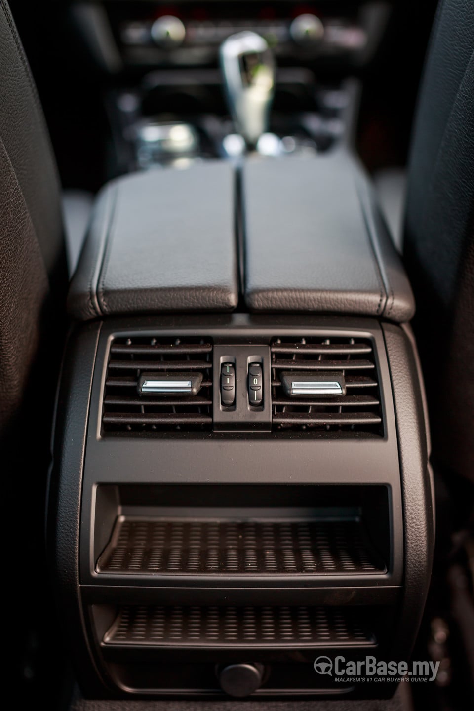 BMW 5 Series F10 LCI (2013) Interior