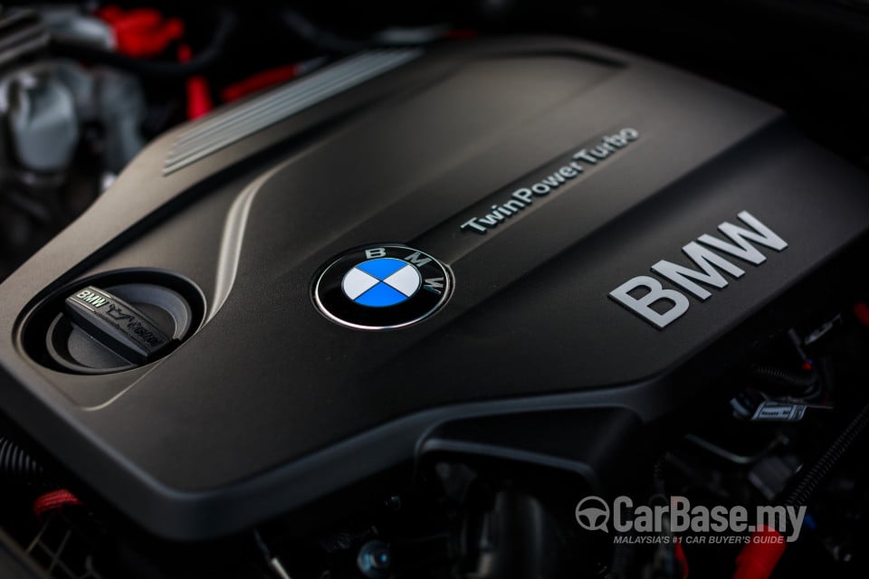 BMW 5 Series F10 LCI (2013) Interior