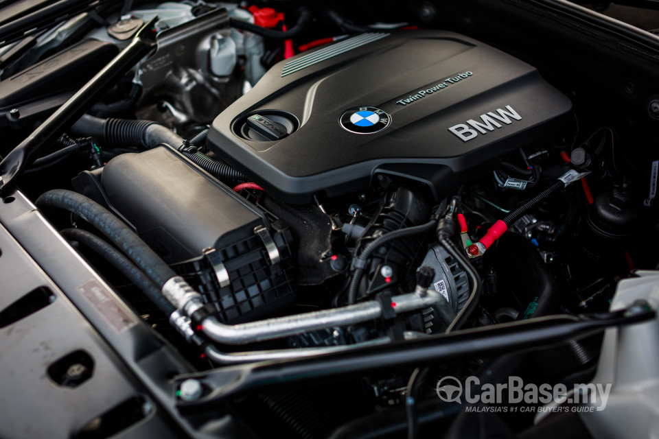 BMW 5 Series F10 LCI (2013) Interior