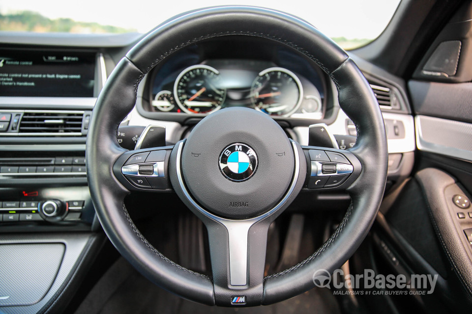 BMW 5 Series F10 LCI (2013) Interior