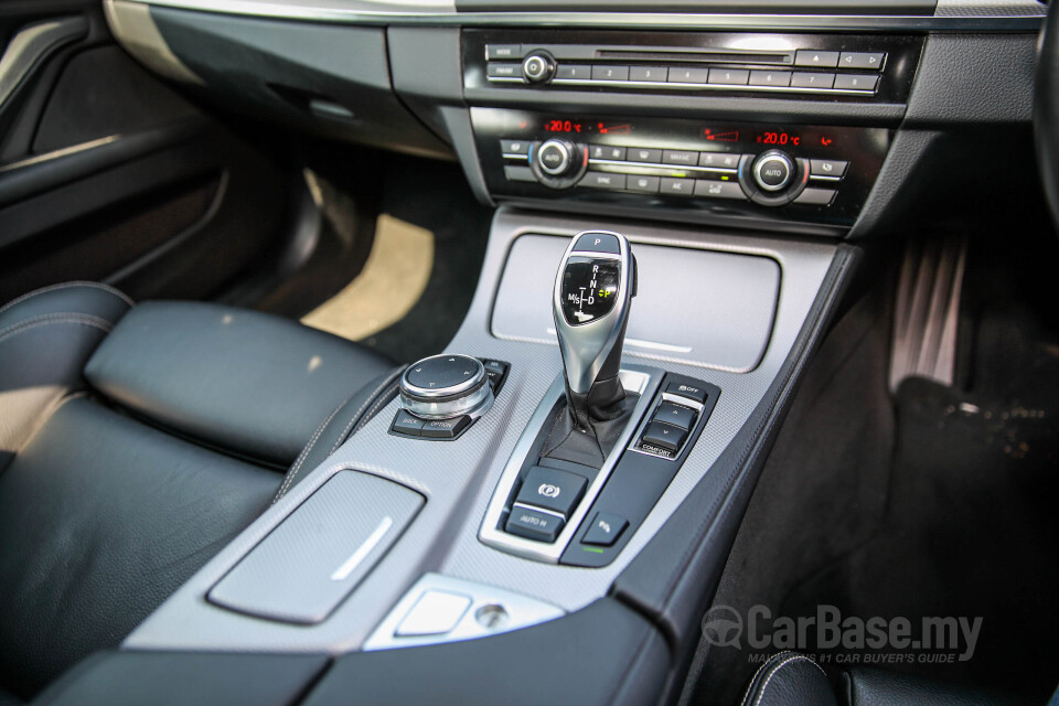 Mercedes-Benz AMG C-Class W205 AMG Facelift (2018) Interior