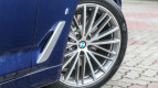 BMW 5 Series Exterior photo