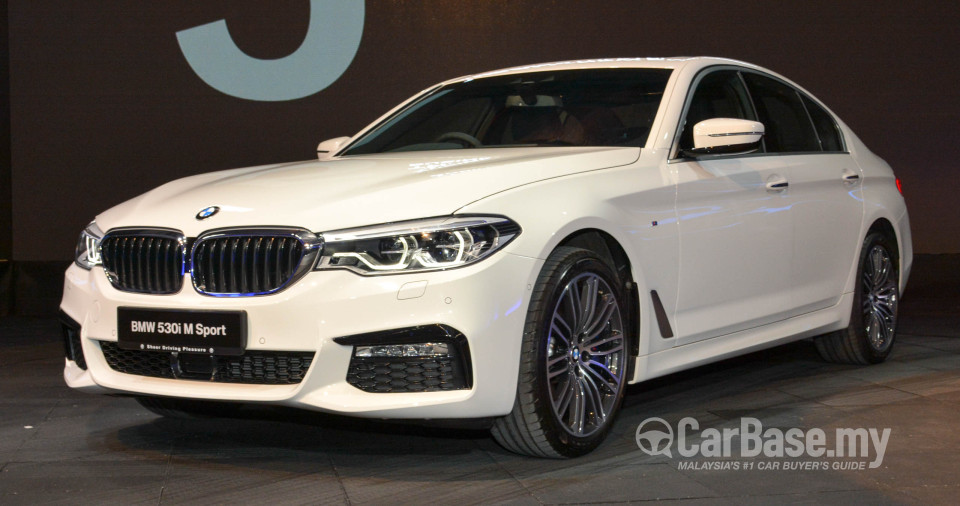 BMW 5 Series G30 (2017) Exterior