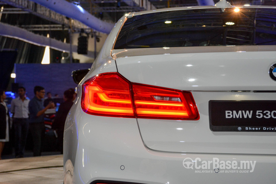 BMW 5 Series G30 (2017) Exterior