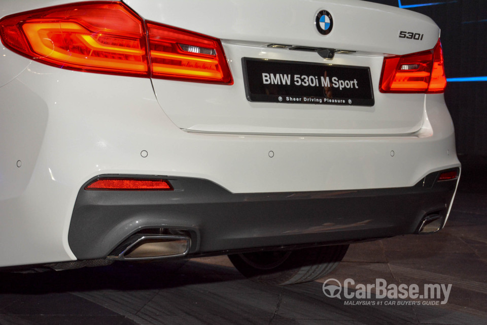 BMW 5 Series G30 (2017) Exterior