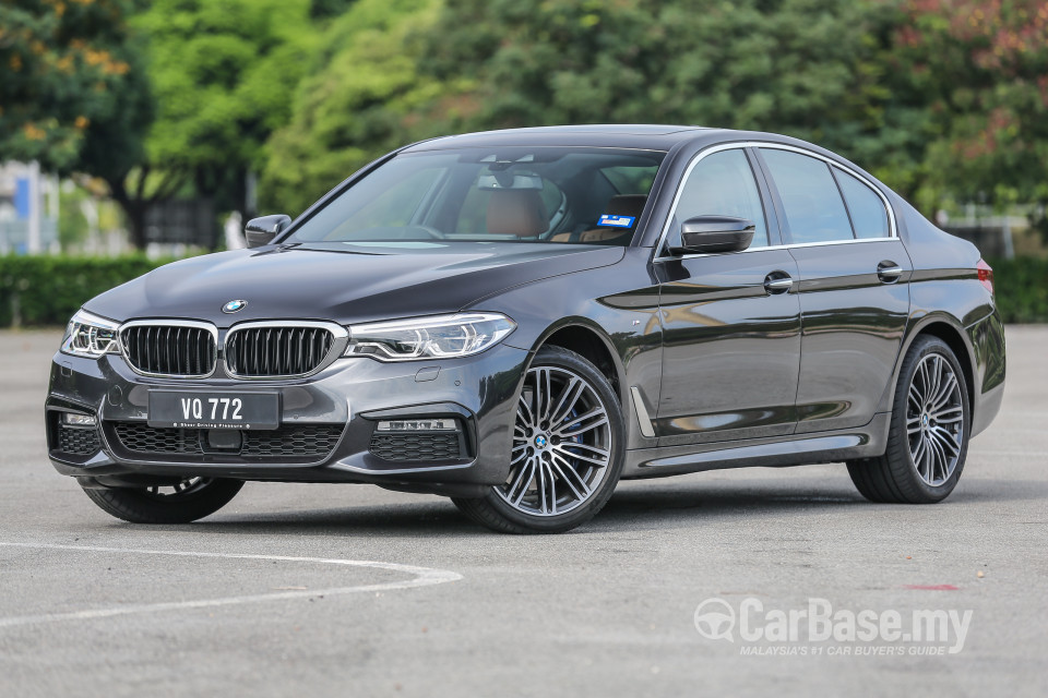 BMW 5 Series G30 (2017) Exterior