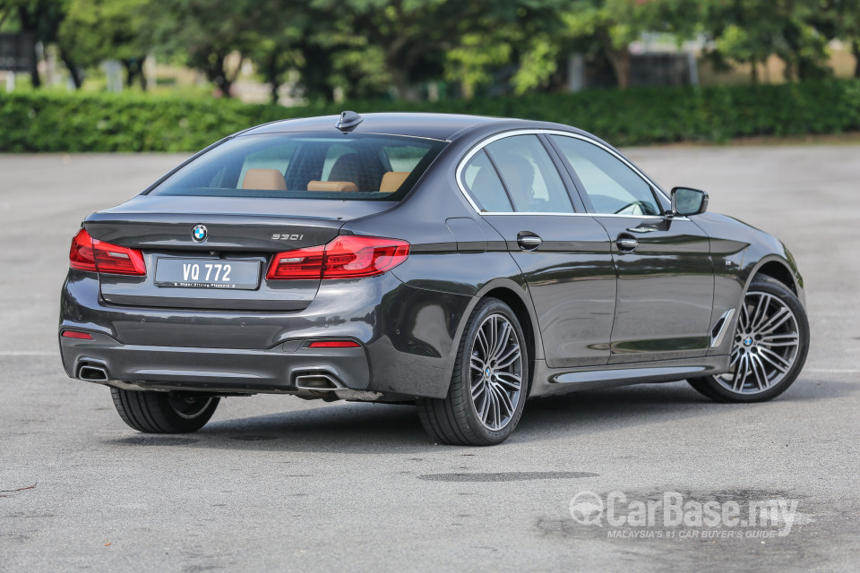 BMW 5 Series G30 (2017) Exterior