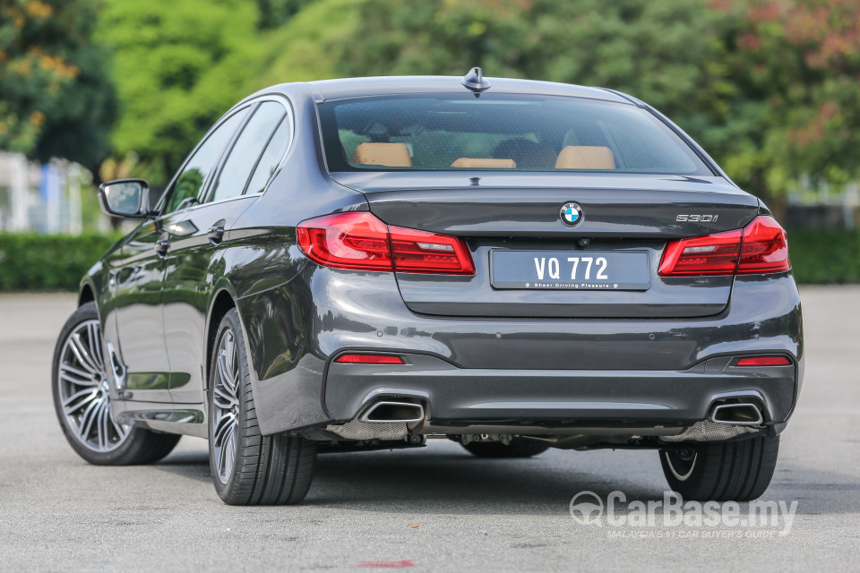 BMW 5 Series G30 (2017) Exterior