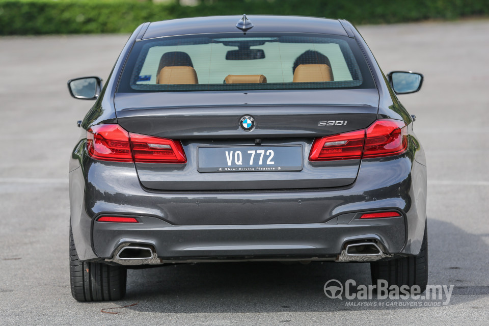 BMW 5 Series G30 (2017) Exterior