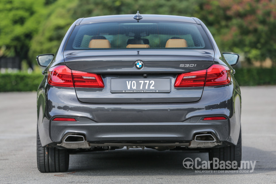 BMW 5 Series G30 (2017) Exterior
