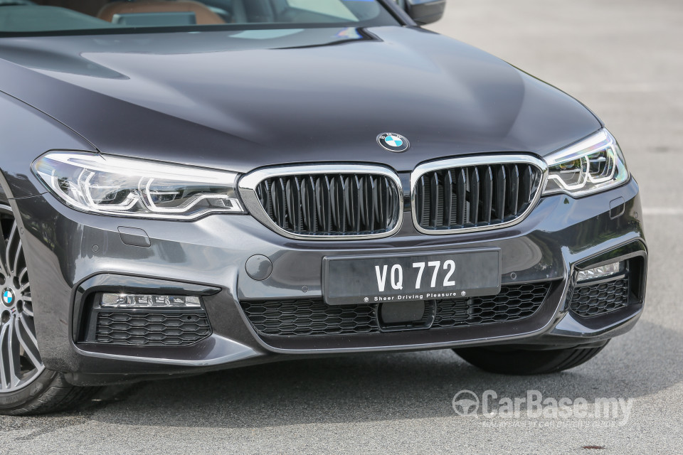 BMW 5 Series G30 (2017) Exterior