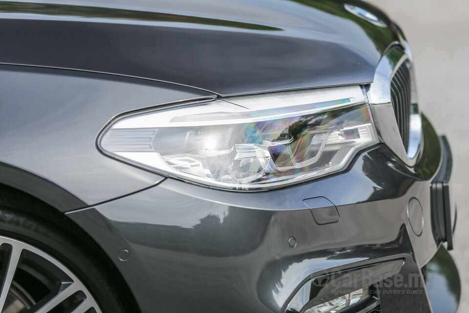 Subaru Outback BN (2015) Exterior