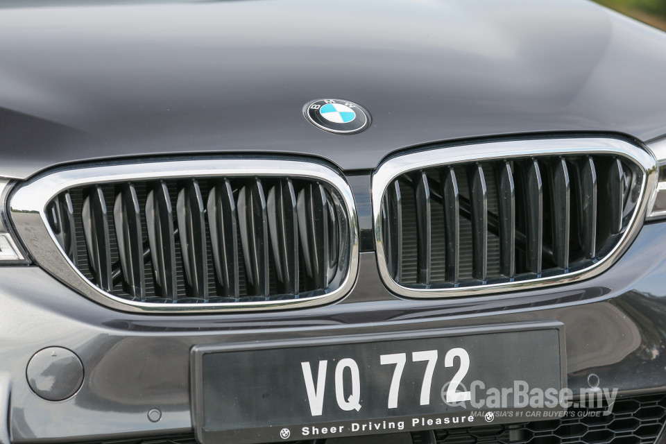BMW 5 Series G30 (2017) Exterior