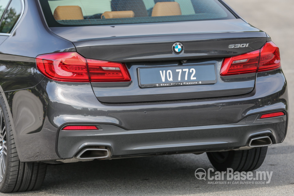 BMW 5 Series G30 (2017) Exterior