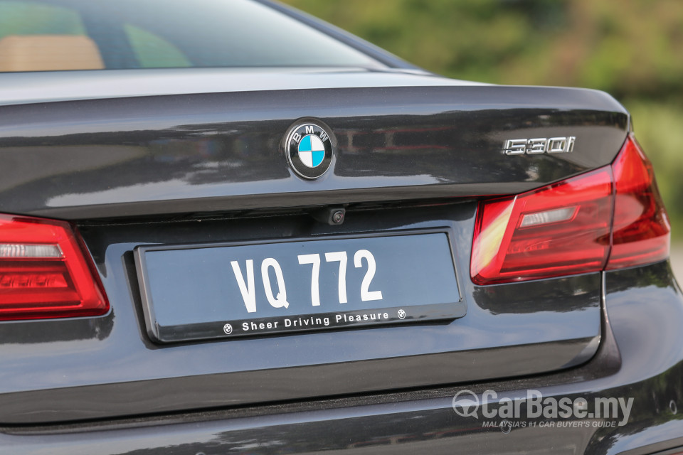 BMW 5 Series G30 (2017) Exterior