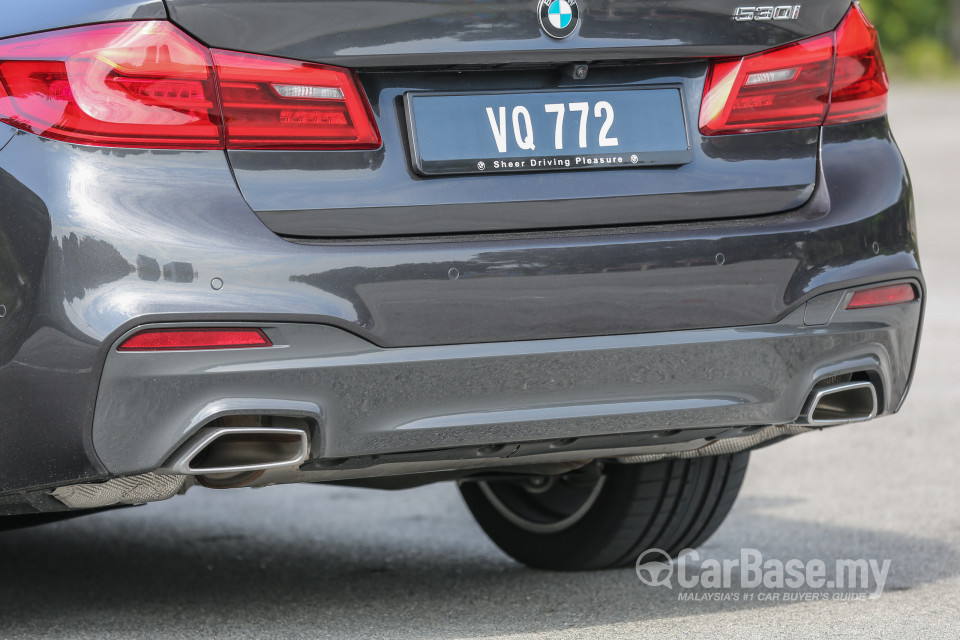 BMW 5 Series G30 (2017) Exterior