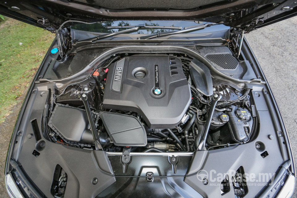 BMW 5 Series G30 (2017) Exterior