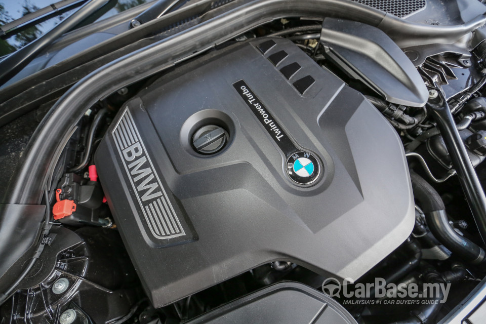 BMW 5 Series G30 (2017) Exterior