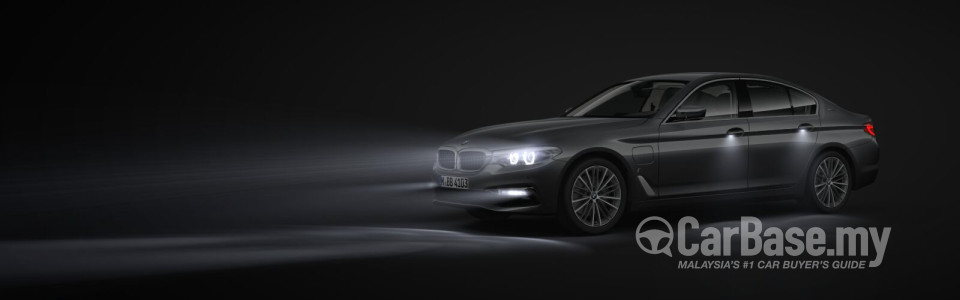 BMW 5 Series G30 (2017) Exterior