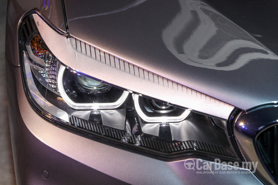 BMW 5 Series G30 (2017) Exterior