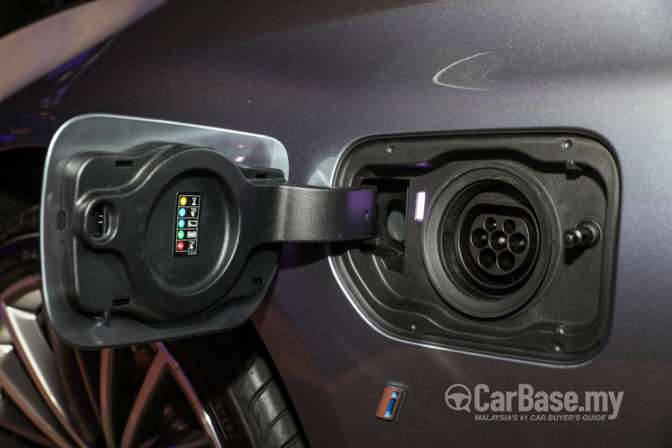 BMW 5 Series G30 (2017) Exterior