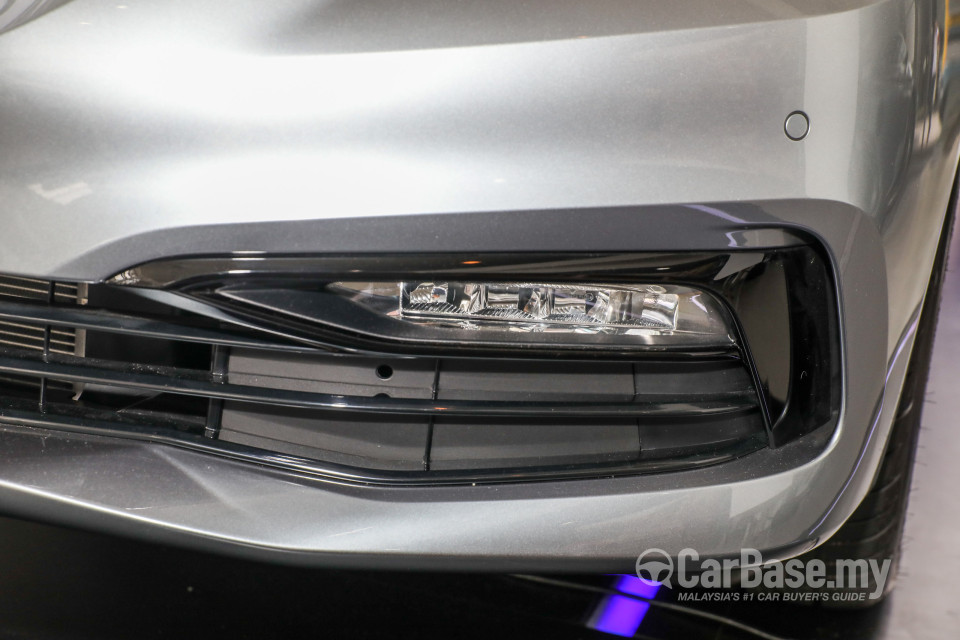 BMW 5 Series G30 (2017) Exterior