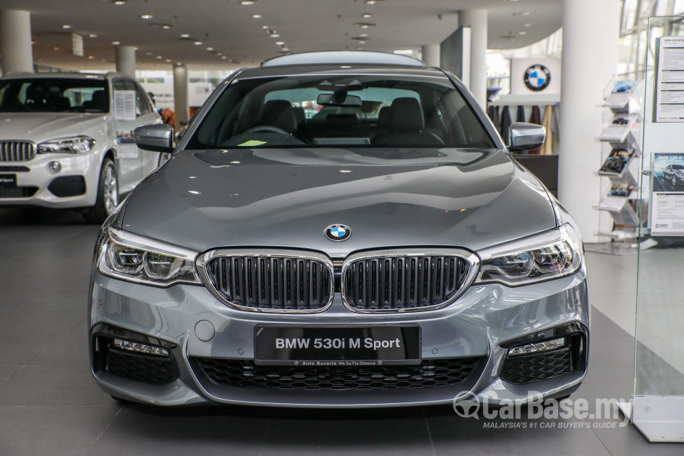 BMW 5 Series G30 (2017) Exterior