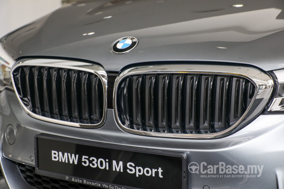 BMW 5 Series G30 (2017) Exterior