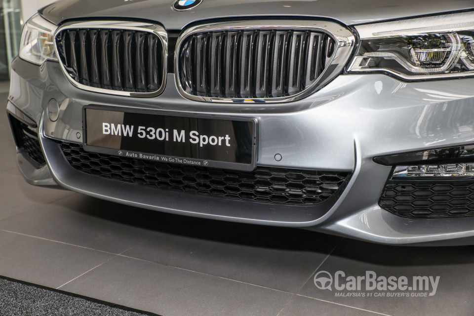BMW 5 Series G30 (2017) Exterior